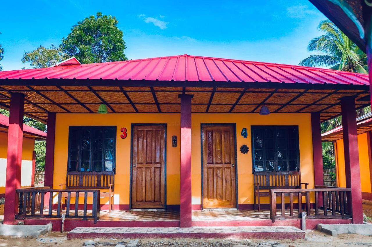 Mecaja Beach House Roxas  エクステリア 写真