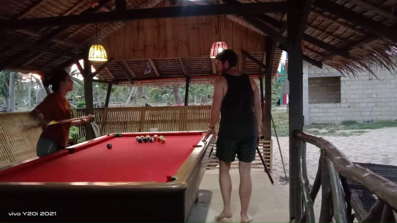 Mecaja Beach House Roxas  エクステリア 写真