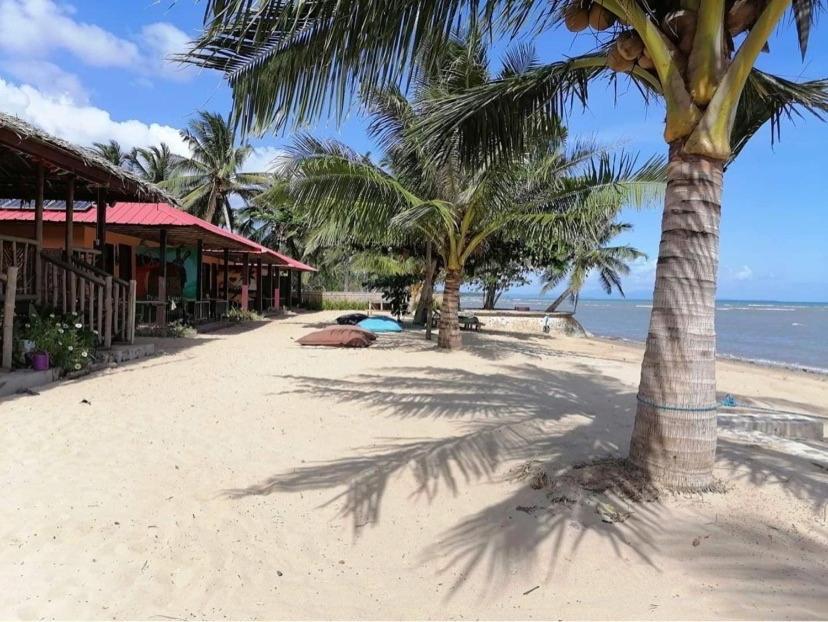 Mecaja Beach House Roxas  エクステリア 写真
